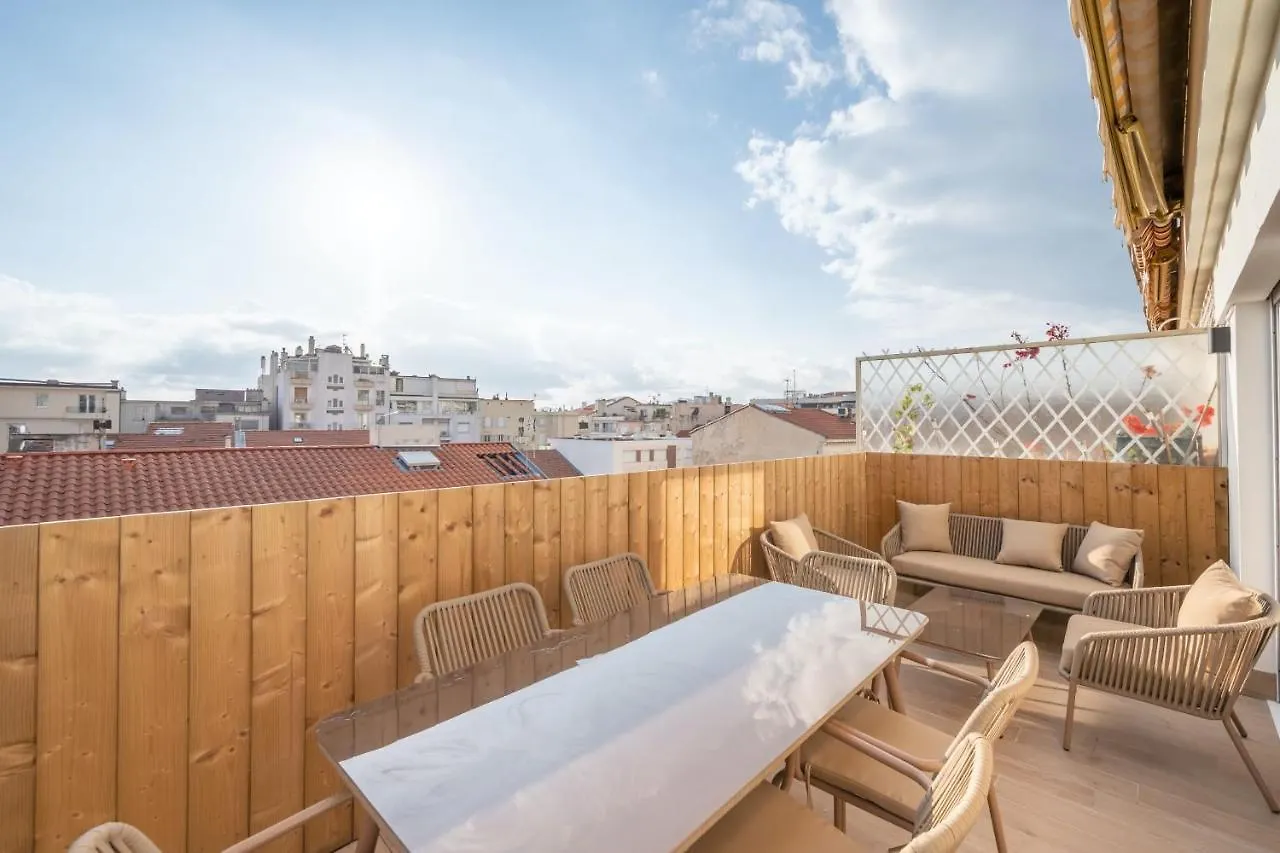 Apartment Beautiful Flat With Terrace - Carre D'Or Cannes France